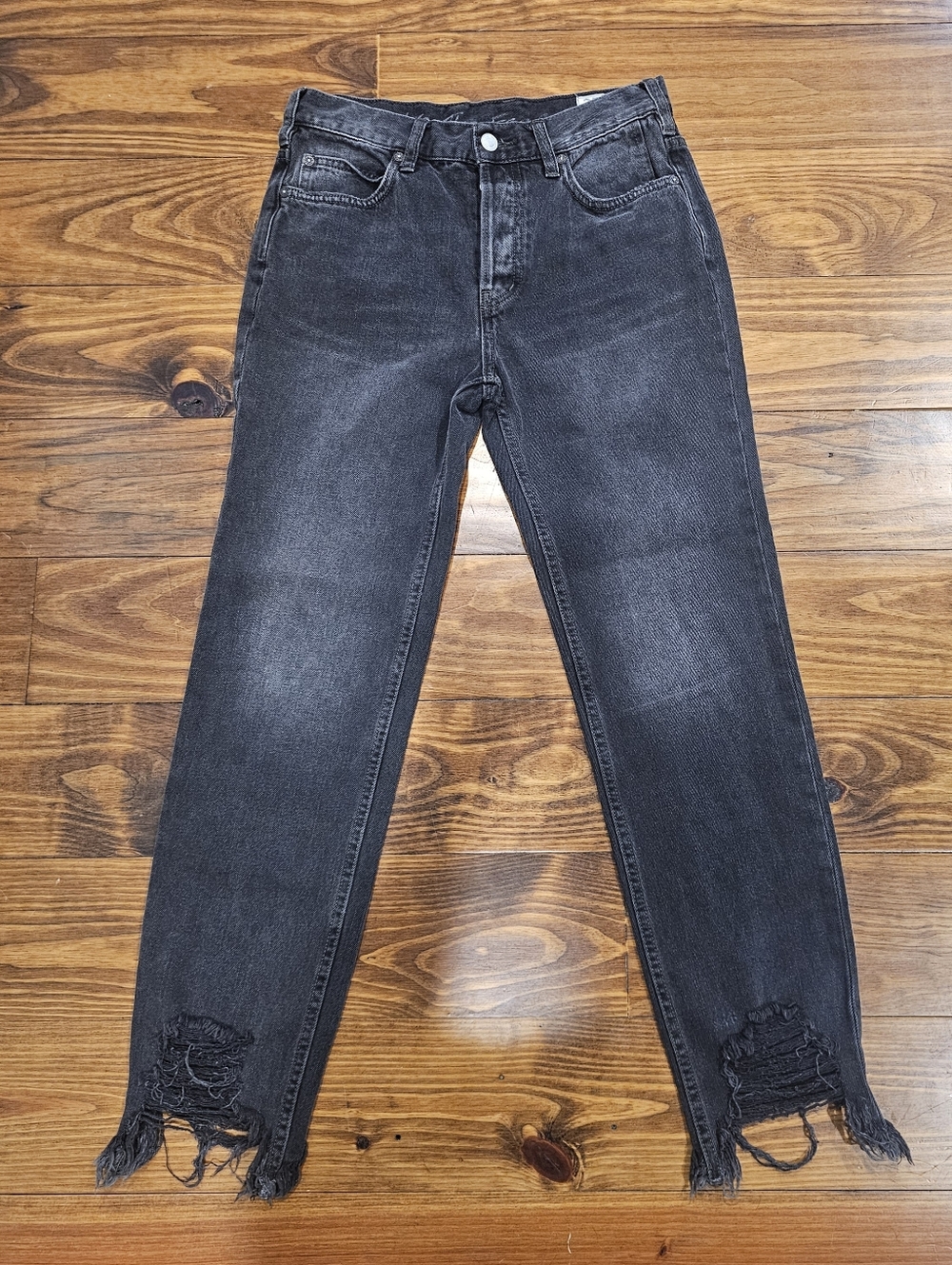 We The Free 25 Black Button Fly Distressed Ankle Jeans Inseam 27